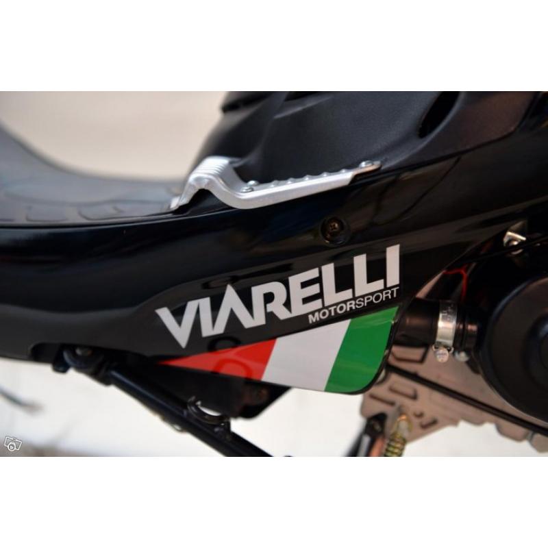 EU-Scooter Nya Viarelli GT1 svart 45km/h