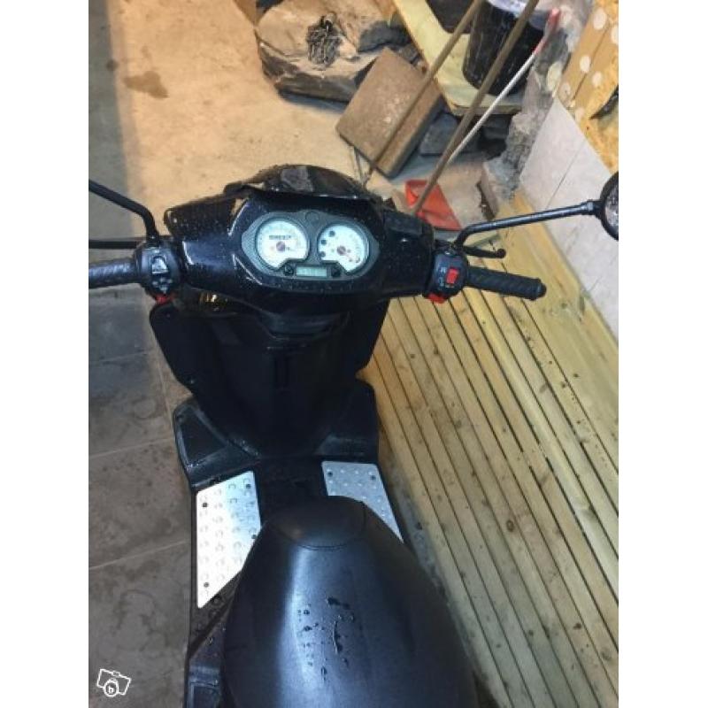 EU-moped Parilla