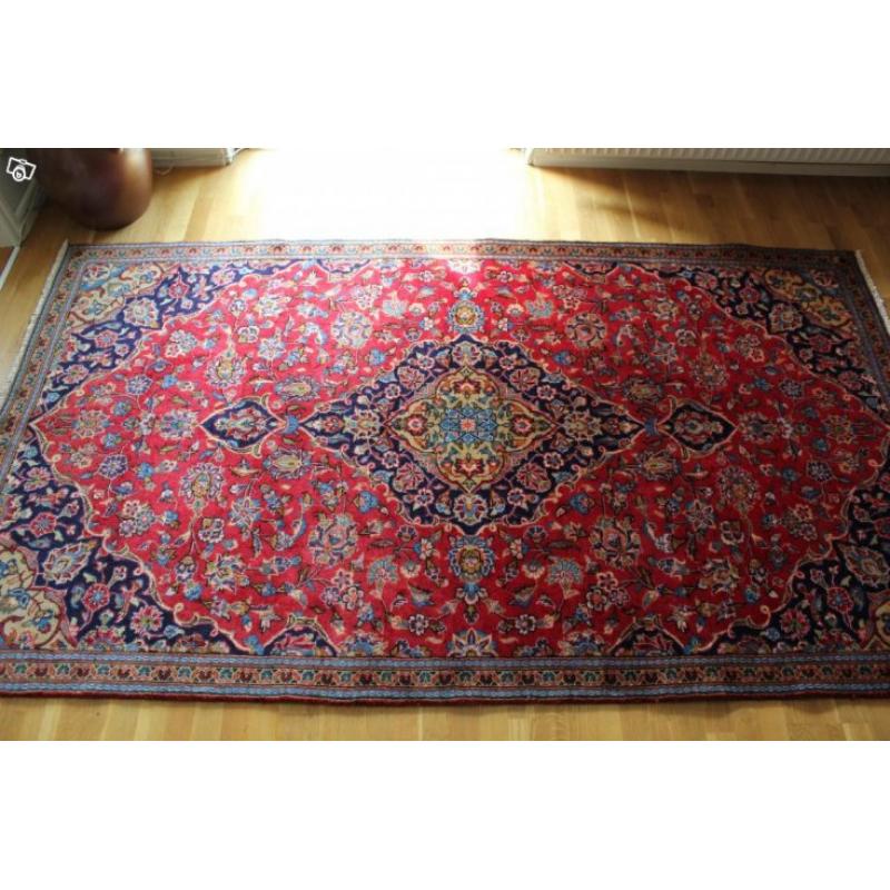 Äkta handgjord persisk matta 240x135cm